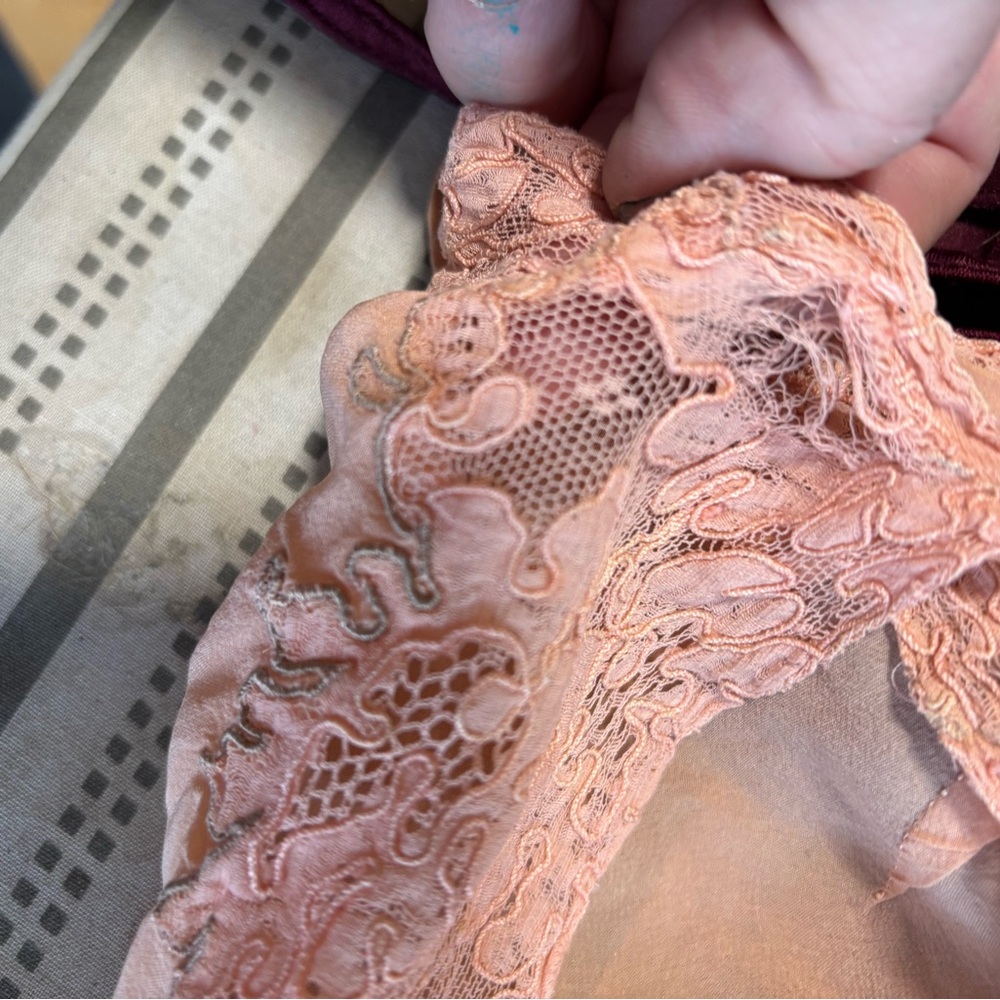 Vintage 1930’s Peach Silk Lace Chemise Slip - Picture 6 of 9